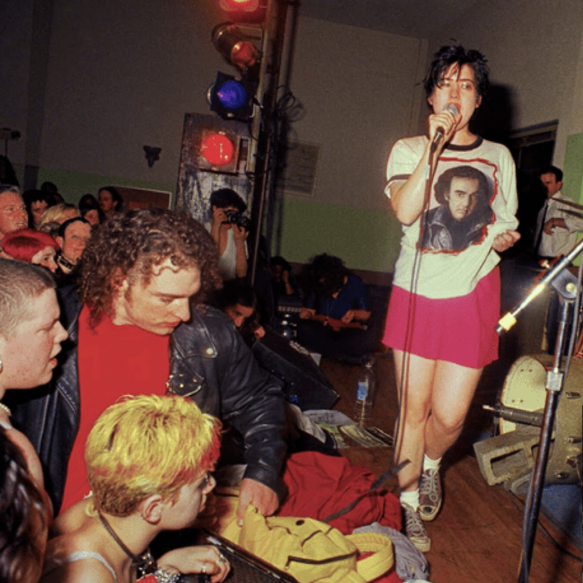 “All Girls to the Front!” – Riot Grrrl and the Feminist Movement – The ...